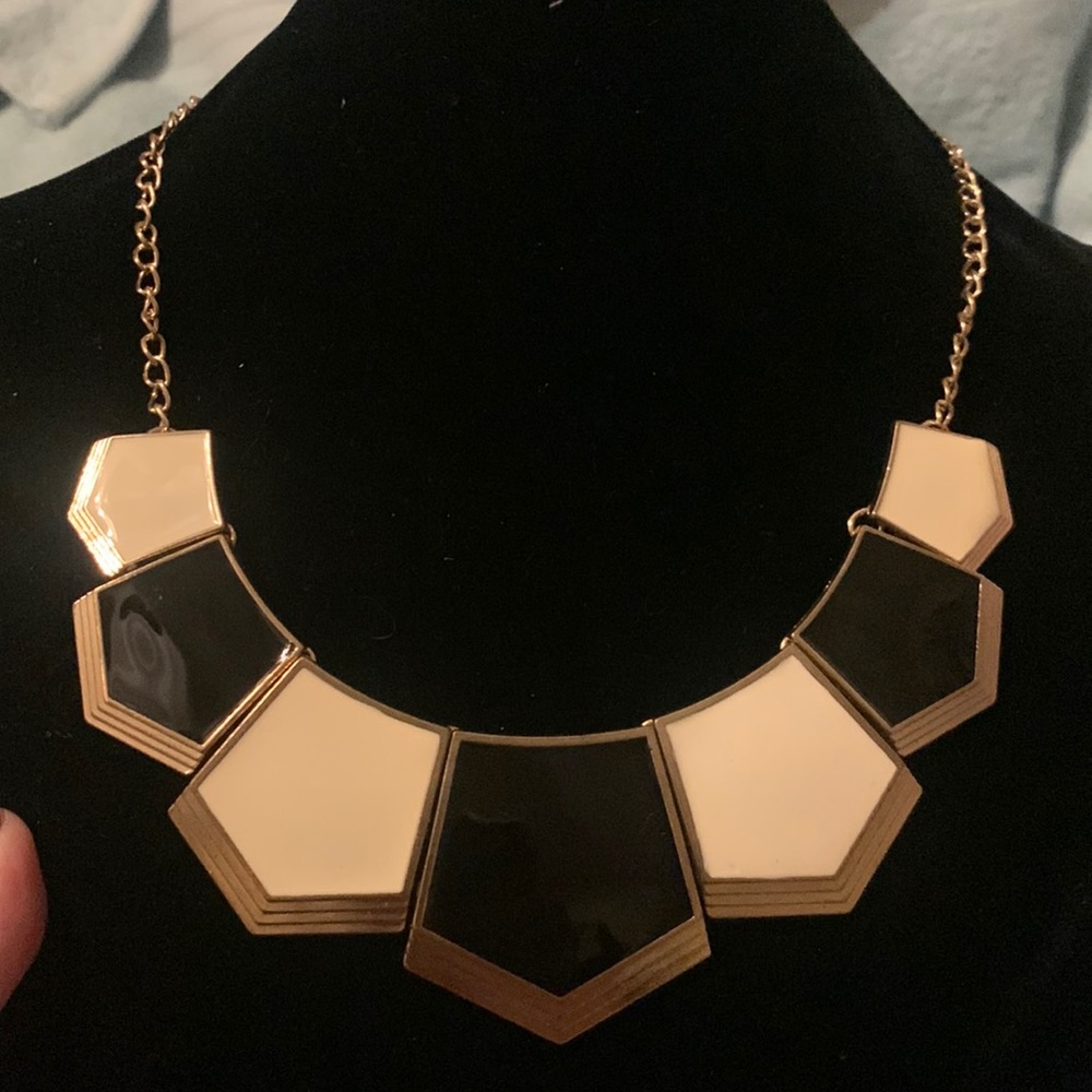 Statement necklace 16 “ Black and white gold tone.